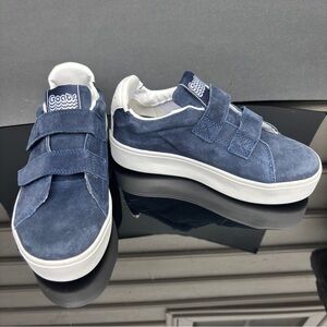 Goats Blue Suede Leather Upper Women’s Shoes size 3.5